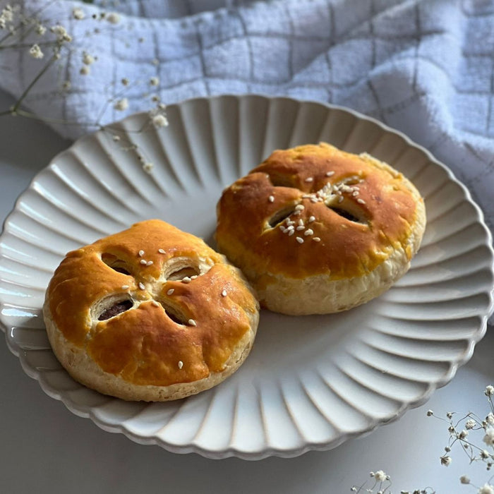 CHINA COURT RED BEAN PUFF 150G 豆沙酥 (Approx 3 -5 Days Shelf Life. Dispatched Tues - Thurs)