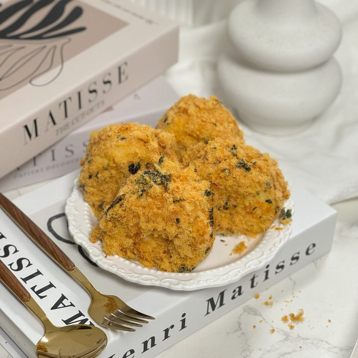 CHINA COURT SEAWEED MEAT FLOSS CAKE 230G 肉鬆小貝(保質期約 2-3 天。週二至週四發貨)