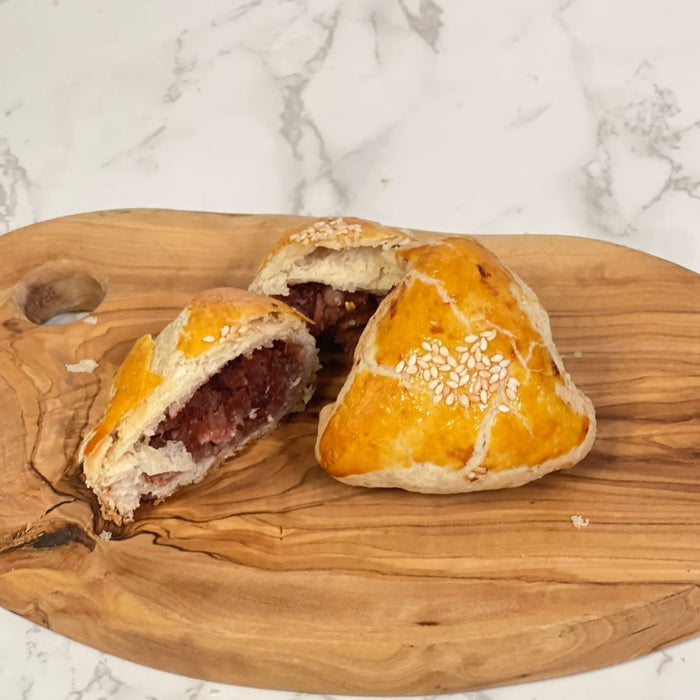 CHINA COURT BBQ PORK PUFF 叉燒酥（保存期限約2-3天。週二至週四出貨）