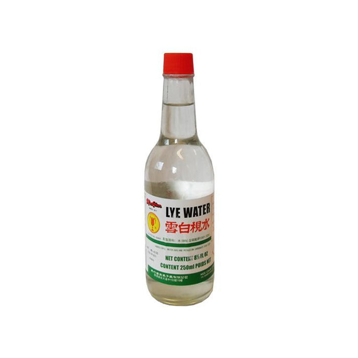 MEE CHUN LYE WATER 250ML 雪白枧水