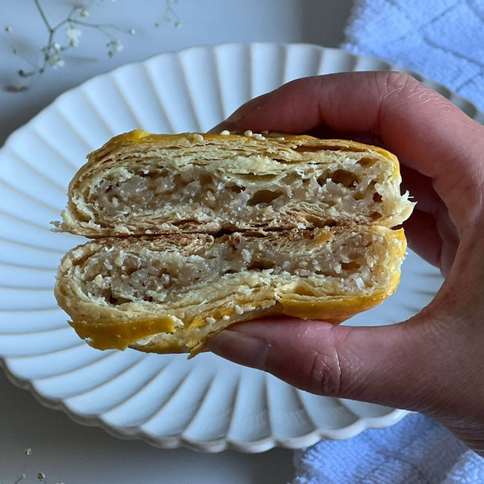 CHINA COURT WIFE PASTRY  老婆饼 (Approx. 4-5 Days Shelf Life. Dispatched Tues-Thurs)