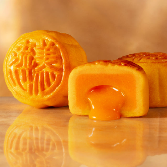 HK MEIXIN LAVA CUSTARD MOONCAKES 360G 香港美心流心奶黃月餅